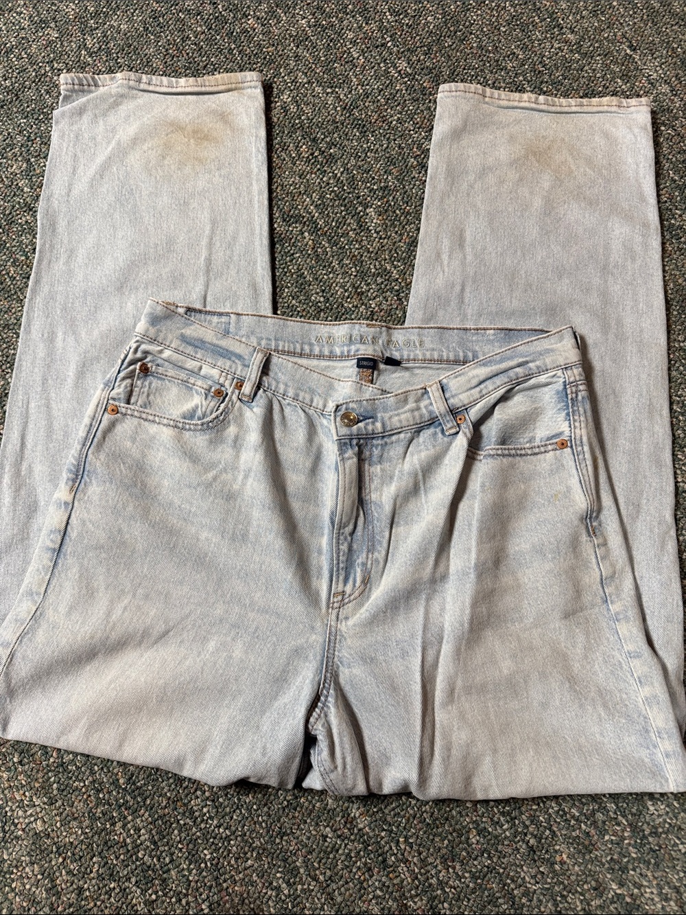 American Eagle Outfitters Light Blue High-Rise Jeans